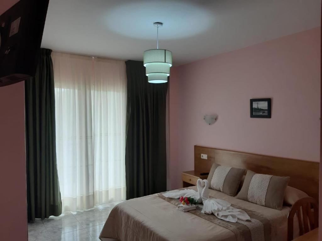 Hotel Chamuinas 산신소 외부 사진