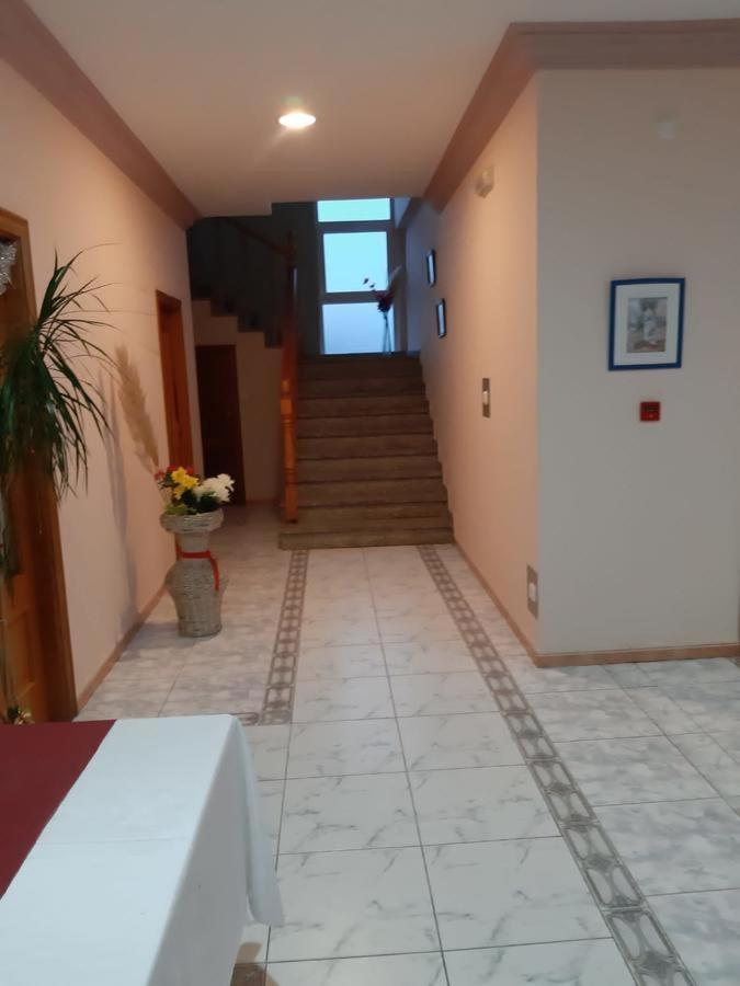 Hotel Chamuinas 산신소 외부 사진