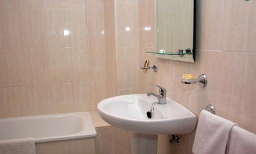 Hotel Chamuinas 산신소 외부 사진