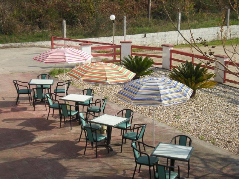 Hotel Chamuinas 산신소 외부 사진